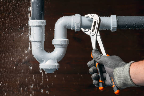 Professional Drain Cleaning technician working in Washington Crossing, PA